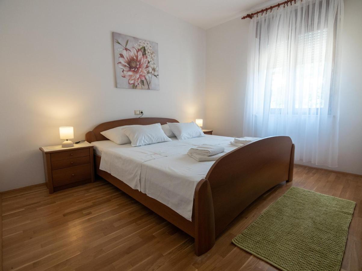 Apartments Dokovic Barbat na Rabu Exterior photo